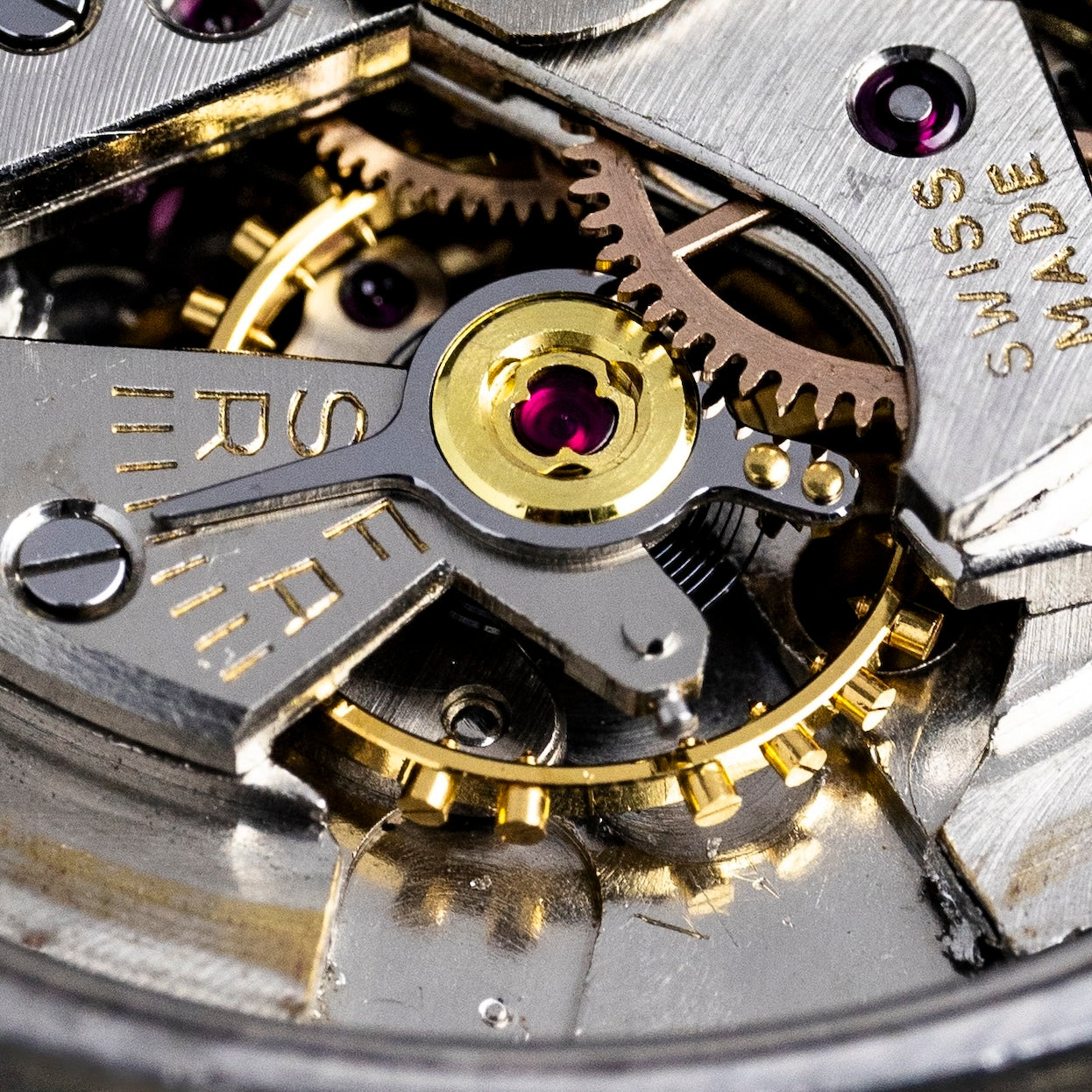 Haute altitude, basse pression : pourquoi votre montre mécanique y perd ses repères