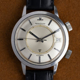 Cadran argenté de la Jaeger-LeCoultre Memovox avec disque d'alarme intérieur et index appliqués, montre vintage