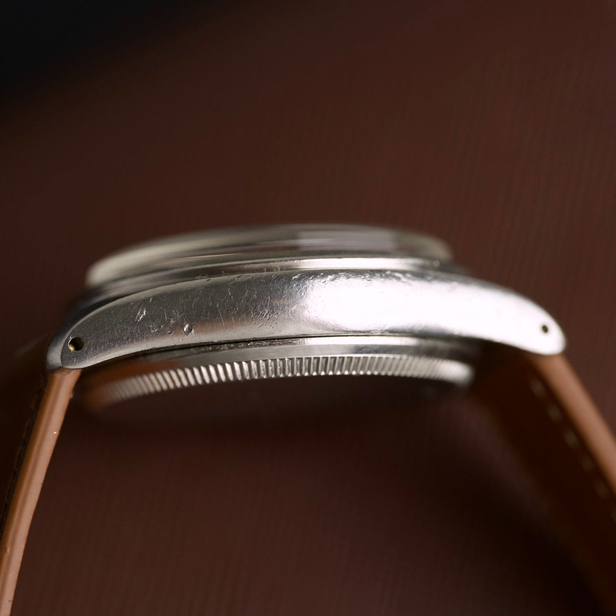 Perfil izquierdo de la caja Oyster del Tudor Oyster Prince, reloj vintage