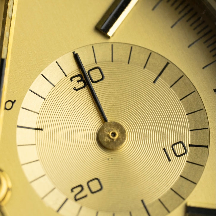 Contador de minutos del cronógrafo Zenith El Primero, detalle guilloché, reloj vintage